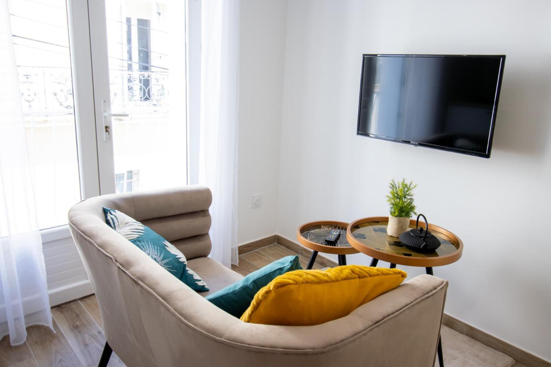 Charmant Studio Climatise 'Alma 1' - Beziers Centre - Wifi Fibre - Netflix Lejlighed Eksteriør billede